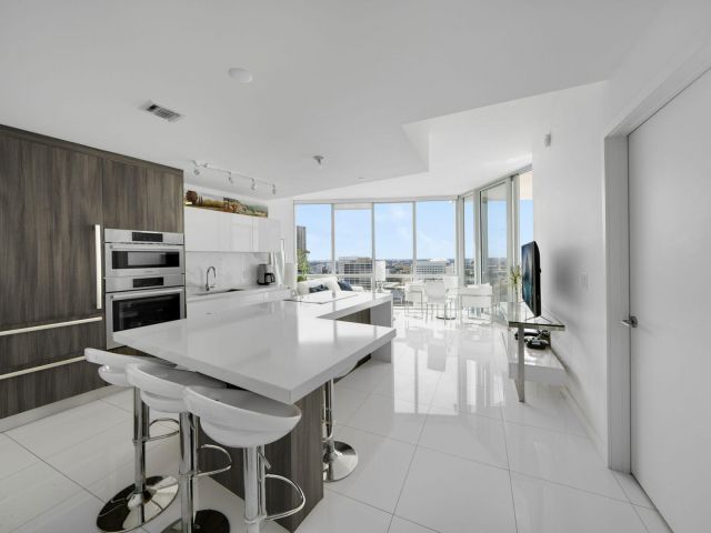 Apartment for sale  Unit #2410 - photo 6814983