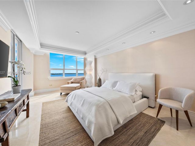 Apartment for sale  Unit #1802 - photo 6835533