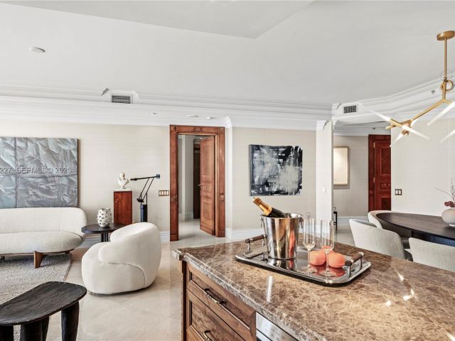 Apartment for sale  Unit #1802 - photo 6835534