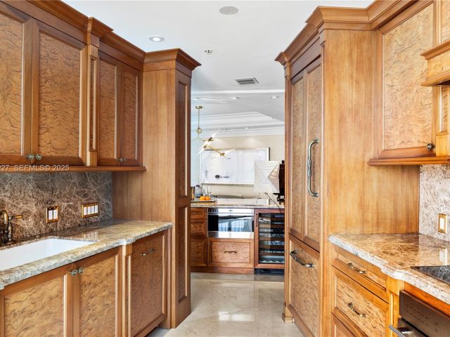 Apartment for sale  Unit #1802 - photo 6835535