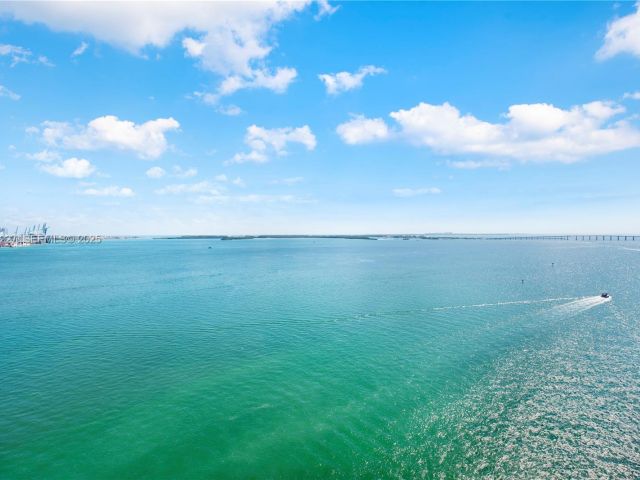 Apartment for sale  Unit #1802 - photo 6835545