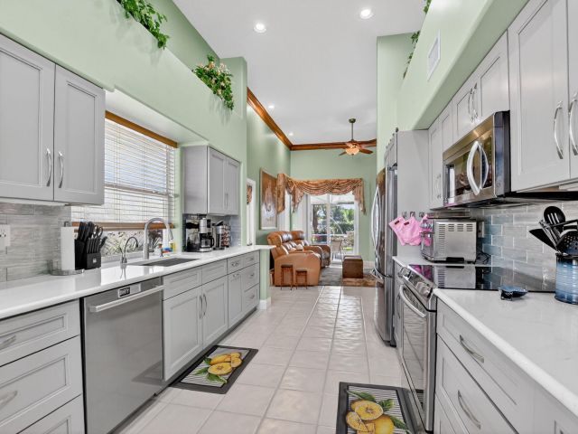 Home for sale at 7816 Travlers Tree Drive - photo 6814548