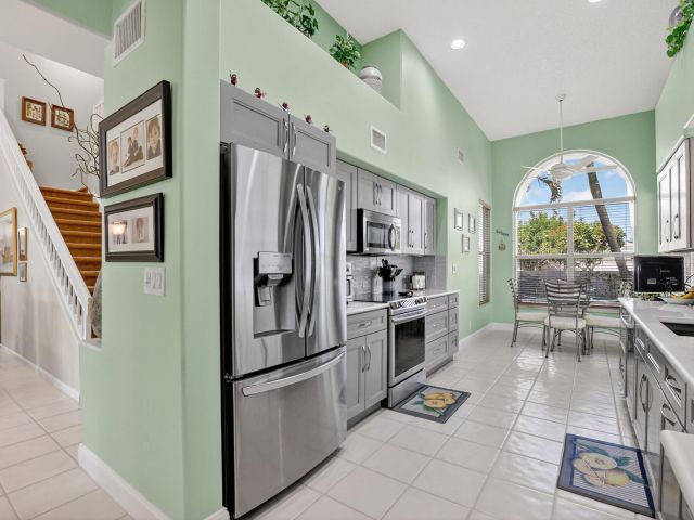 Home for sale at 7816 Travlers Tree Drive - photo 6814551