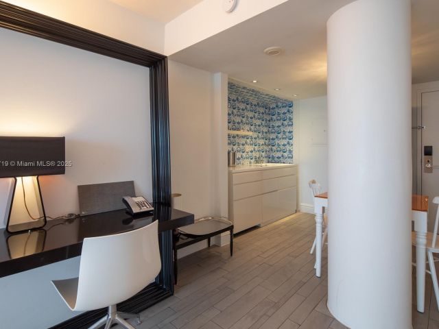 Apartment for sale  Unit #1515 - photo 7433264