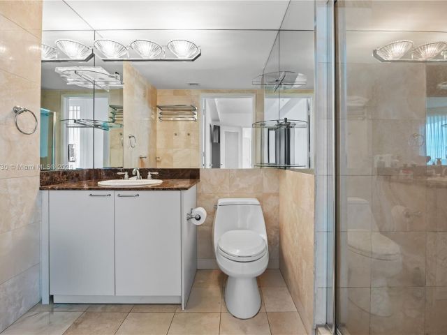 Apartment for sale  Unit #607 - photo 6812648