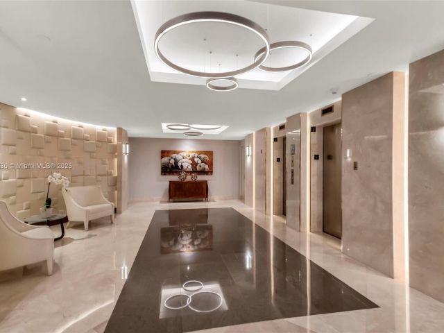 Apartment for sale  Unit #607 - photo 6812657