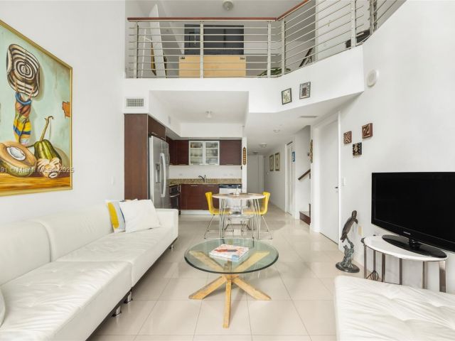 Apartment for sale  Unit #1210 - photo 6812325