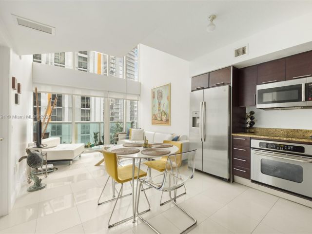 Apartment for sale  Unit #1210 - photo 6812326