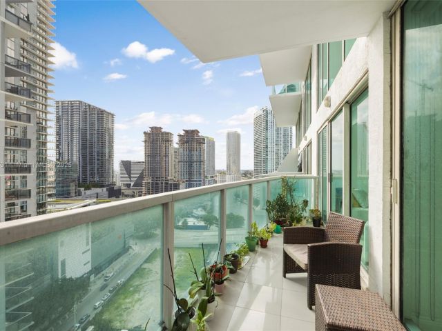 Apartment for sale  Unit #1210 - photo 6812329