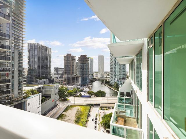 Apartment for sale  Unit #1210 - photo 6812330