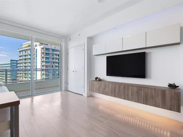 condo for sale in Miami - 1080 Brickell Ave 3705 - MondialRealty
