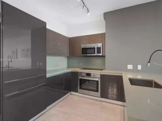 condo for sale in Miami - 1080 Brickell Ave 3705 - MondialRealty