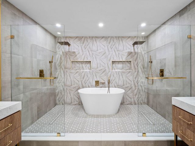 Home for sale at 1120 SW 16th Street - photo 6830568