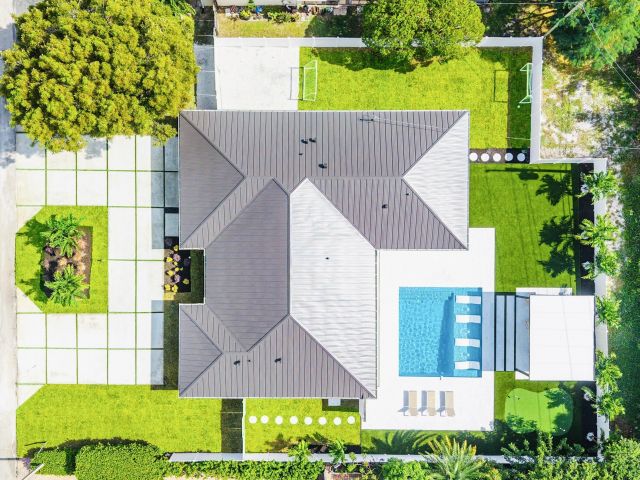 Home for sale at 1120 SW 16th Street - photo 6830577