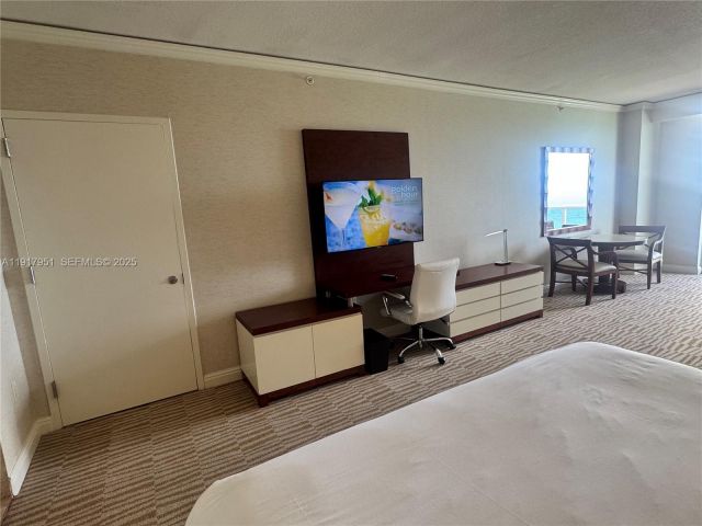condo for sale in Sunny Isles Beach - 18001 Collins ave 2107 - MondialRealty