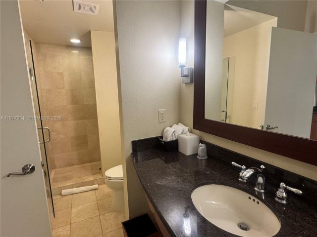 condo for sale in Sunny Isles Beach - 18001 Collins ave 2107 - MondialRealty