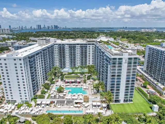 condo for sale in Miami Beach - 2301 Collins Avenue 323 - MondialRealty