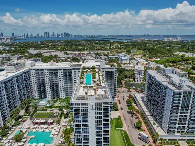 condo for sale in Miami Beach - 2301 Collins Avenue 323 - MondialRealty