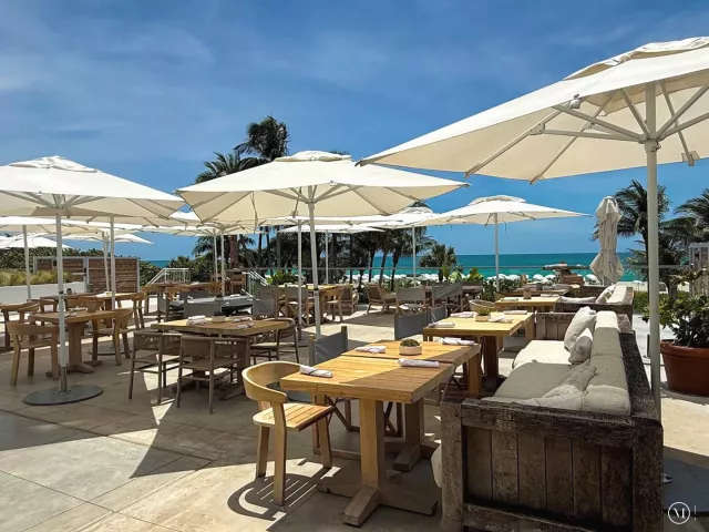 condo for sale in Miami Beach - 2301 Collins Avenue 323 - MondialRealty