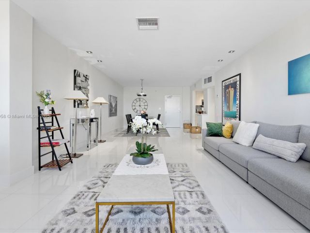 Apartment for sale  Unit #1523 - photo 6813423