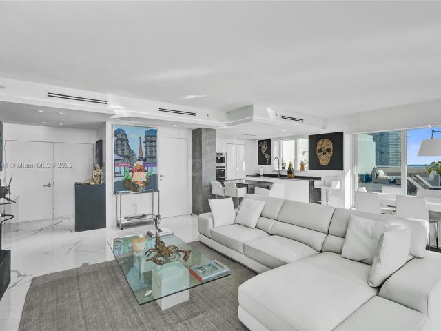 Apartment for sale  Unit #PH01 - photo 6813482