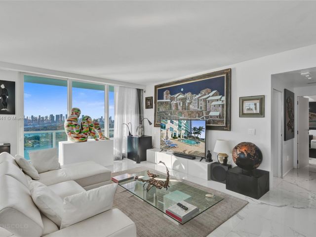 Apartment for sale  Unit #PH01 - photo 6813483