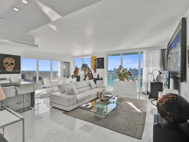 Apartment for sale  Unit #PH01 - photo 6813484