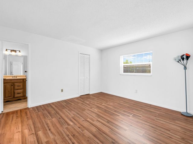 Home for rent at 10905 Eureka Street - photo 6830524