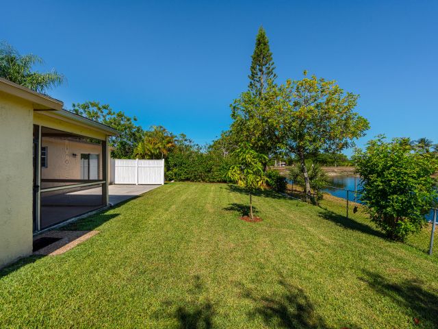 Home for rent at 10905 Eureka Street - photo 6830533