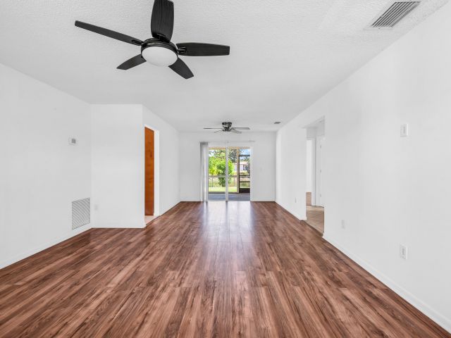 Home for rent at 10905 Eureka Street - photo 6830536