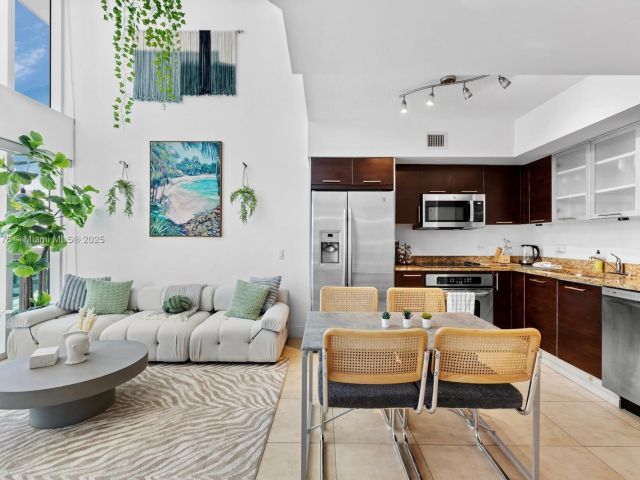 Apartment for sale  Unit #510 - photo 7490726