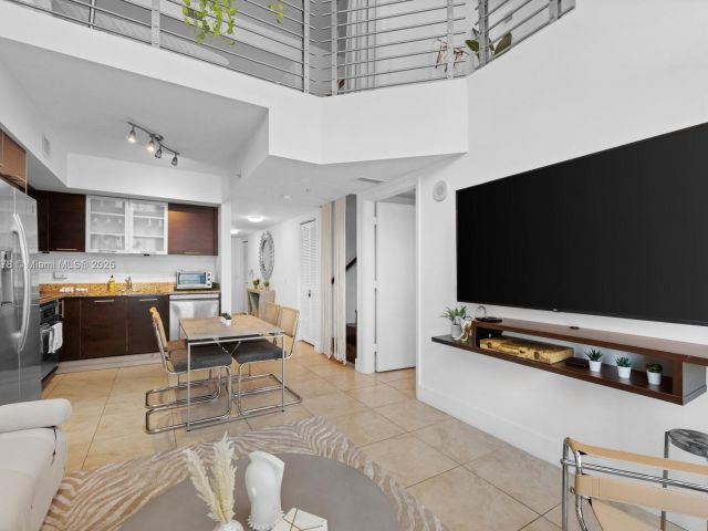 Apartment for sale  Unit #510 - photo 7490731