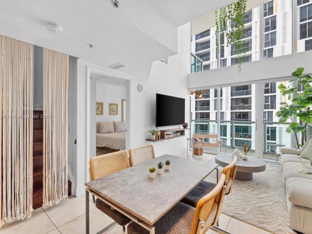 Apartment for sale  Unit #510 - photo 7490735