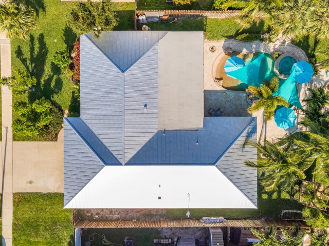 Home for sale at 1560 SW 16th Street - photo 6816061