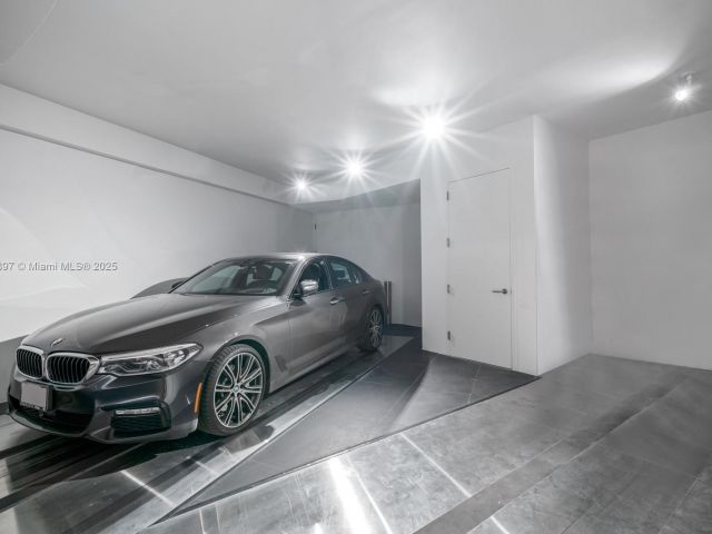 Apartment for sale  Unit #5105 - photo 6836388