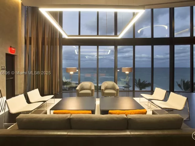 4-bedroom condo for sale in Sunny Isles Beach - 18555 Collins Ave 3505 - MondialRealty