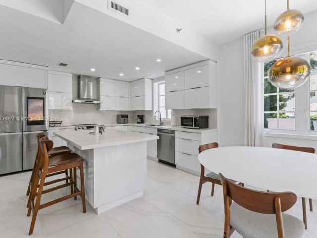 Apartment for rent  Unit #19217 - photo 6816811