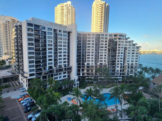 Apartment for rent  Unit #A-1200 - photo 6819603