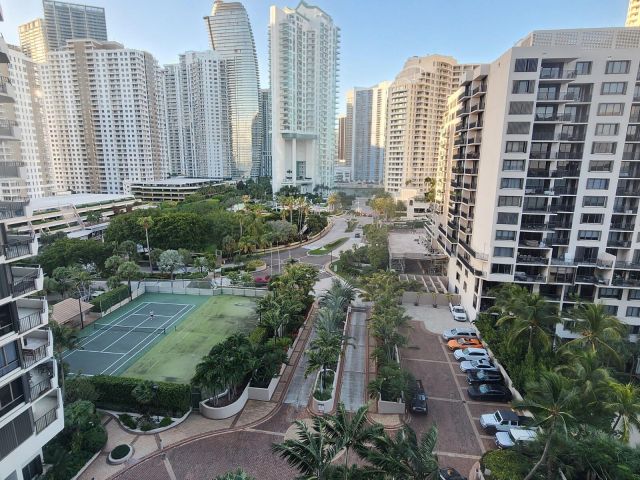 Apartment for rent  Unit #A-1200 - photo 6819604