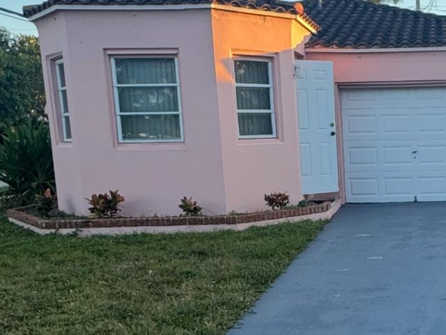 Home for sale at 1600 Van Buren Street - photo 6831316