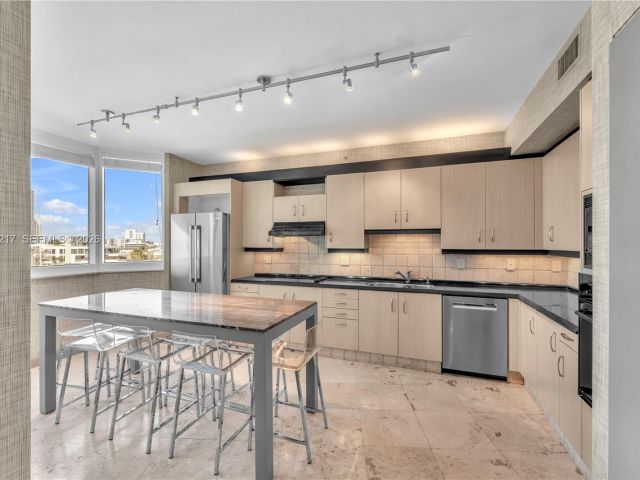 Apartment for sale  Unit #906 - photo 6817318