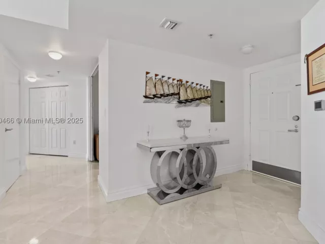 2-bedroom condo for sale in Sunny Isles Beach - 16699 Collins Ave 3604 - MondialRealty
