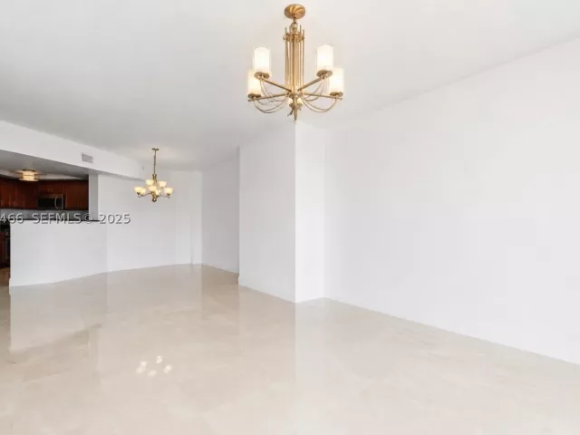 2-bedroom condo for sale in Sunny Isles Beach - 16699 Collins Ave 3604 - MondialRealty