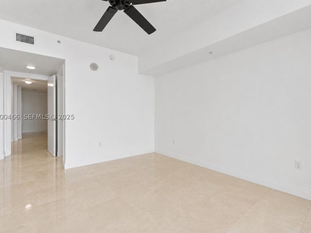 2-bedroom condo for sale in Sunny Isles Beach - 16699 Collins Ave 3604 - MondialRealty