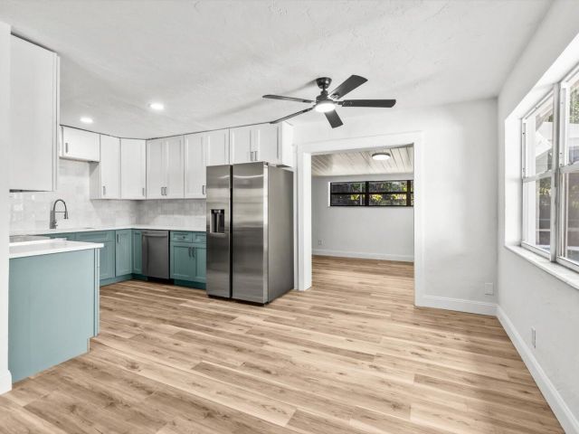 Home for sale at 937 NE 25th Avenue - photo 6831602