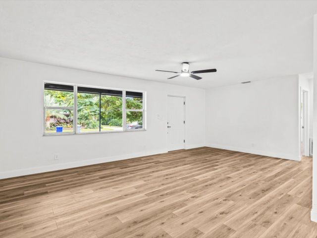 Home for sale at 937 NE 25th Avenue - photo 6831603