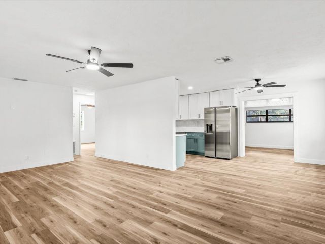 Home for sale at 937 NE 25th Avenue - photo 6831604