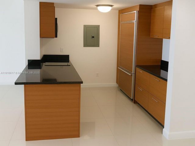 Apartment for sale  Unit #2505 - photo 6817560