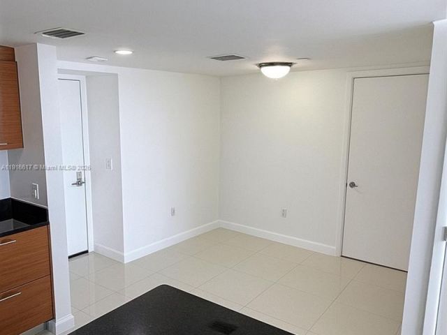 Apartment for sale  Unit #2505 - photo 6817562