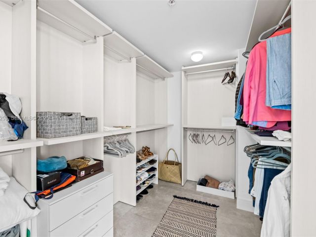 Apartment for sale  Unit #2103 - photo 6851617